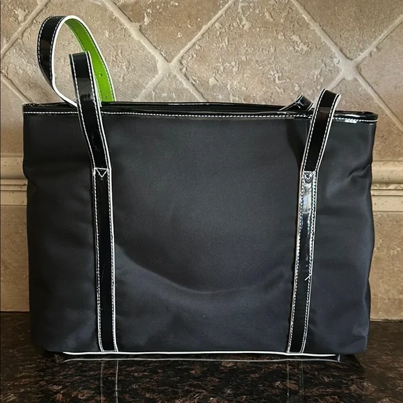 Disneyland Black and Green Tinker Bell Tote Brand new with rates - Picture 4 of 12